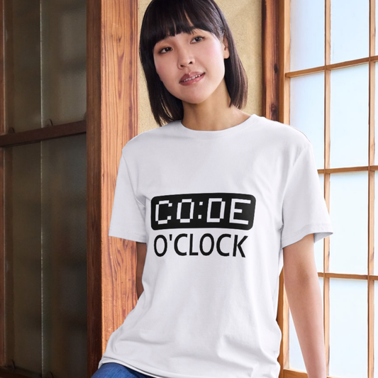 Person wearing a white t-shirt with 'CO:DE O'CLOCK' text in a traditional Japanese room.